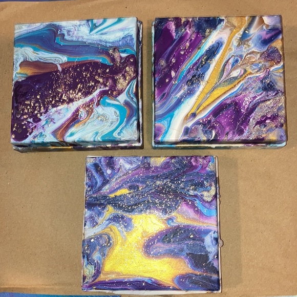 3 fluid art hand painted 3.5” square gift boxes with padding - Picture 4 of 4